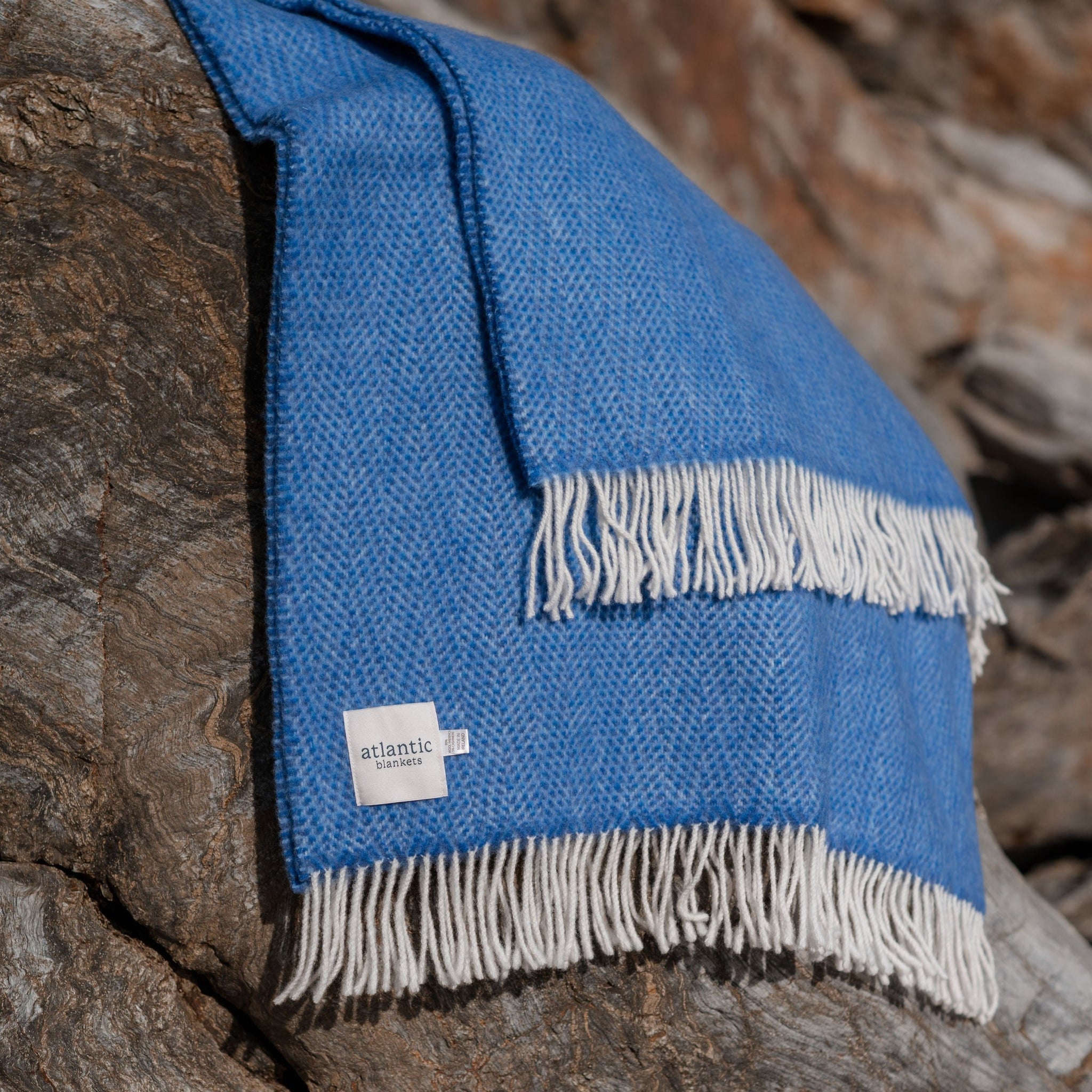 Blue cashmere blanket sale